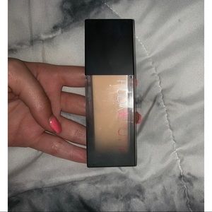 Huda Beauty Faux Filter foundation